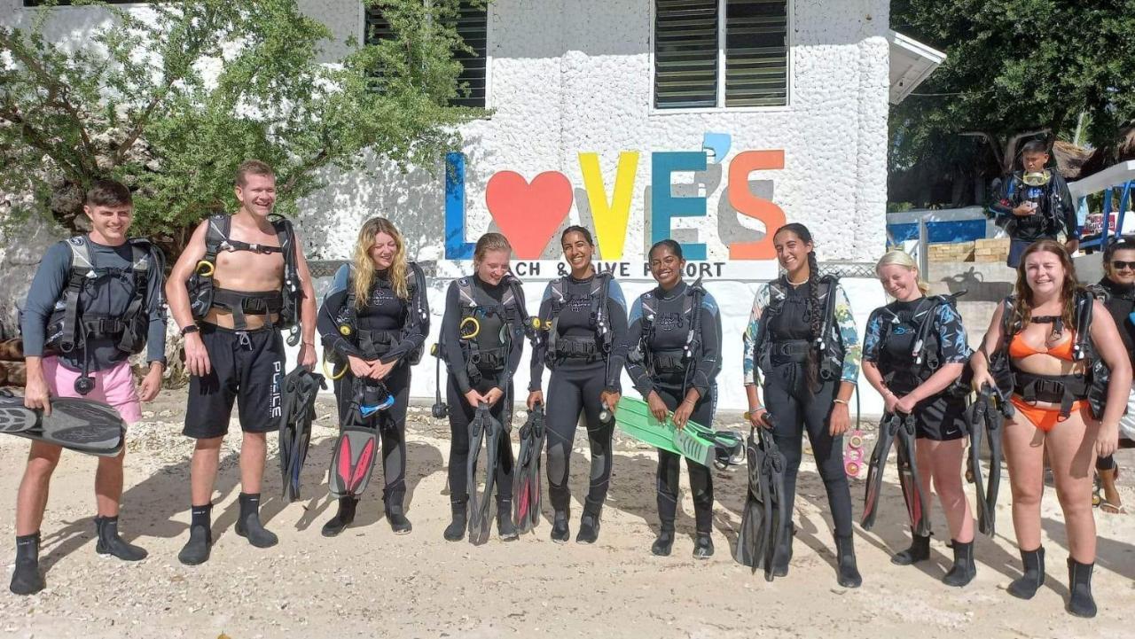 Love'S Beach & Dive Resort Moalboal Bagian luar foto