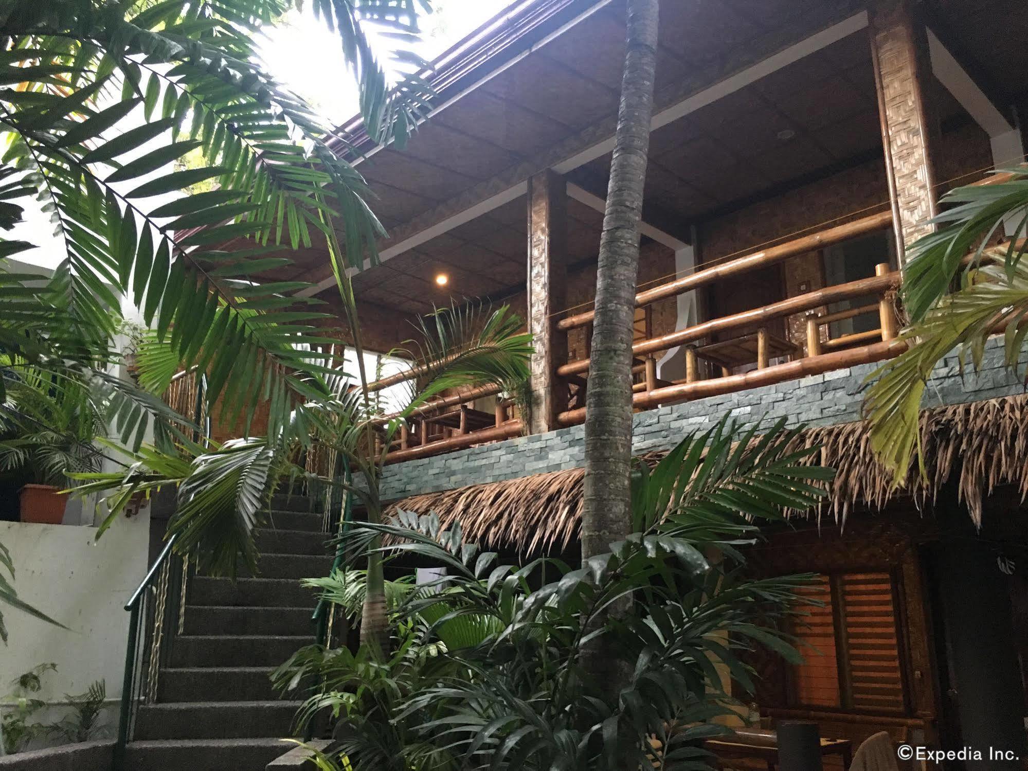 Love'S Beach & Dive Resort Moalboal Bagian luar foto