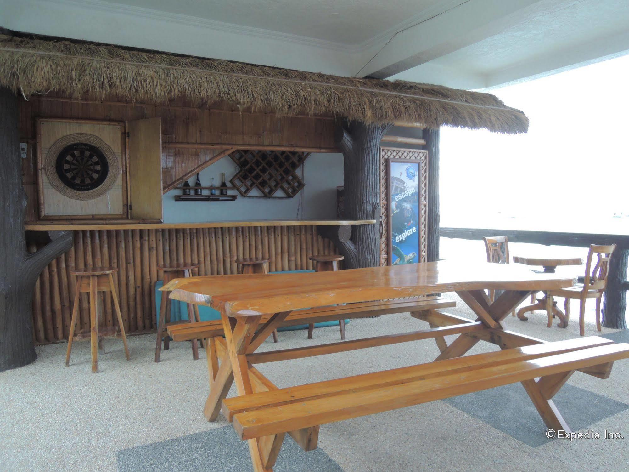Love'S Beach & Dive Resort Moalboal Bagian luar foto