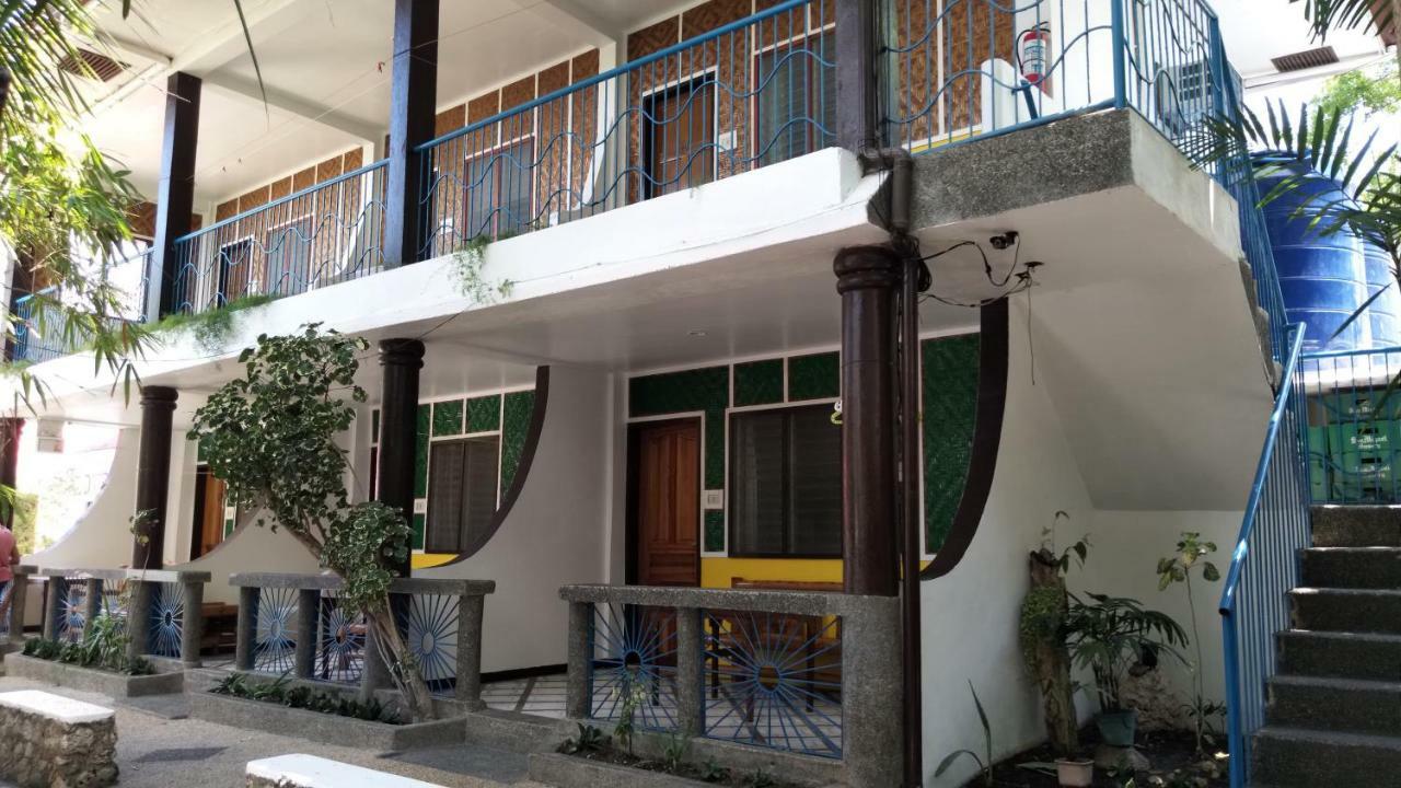 Love'S Beach & Dive Resort Moalboal Bagian luar foto