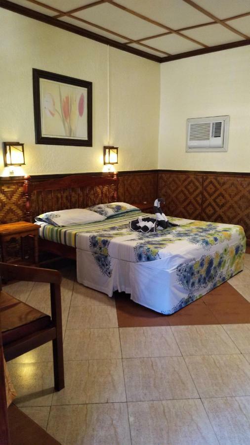 Love'S Beach & Dive Resort Moalboal Bagian luar foto